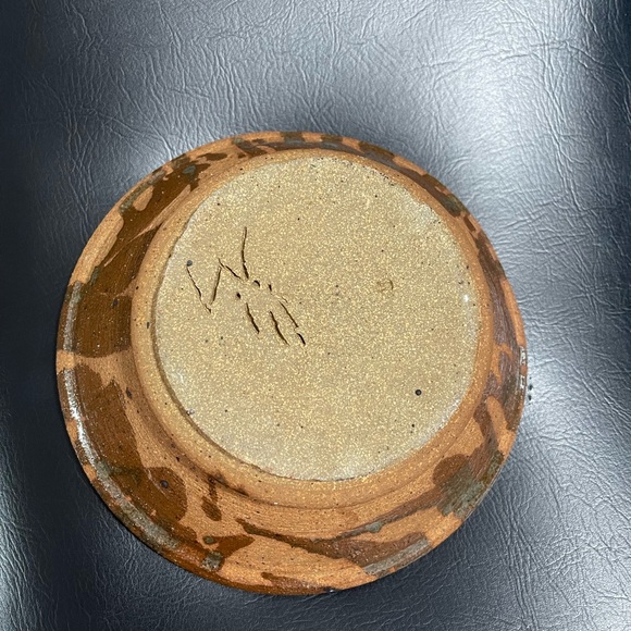 Handcrafted Ceramic Bowl - Earth Tones with signature - Picture 2 of 3